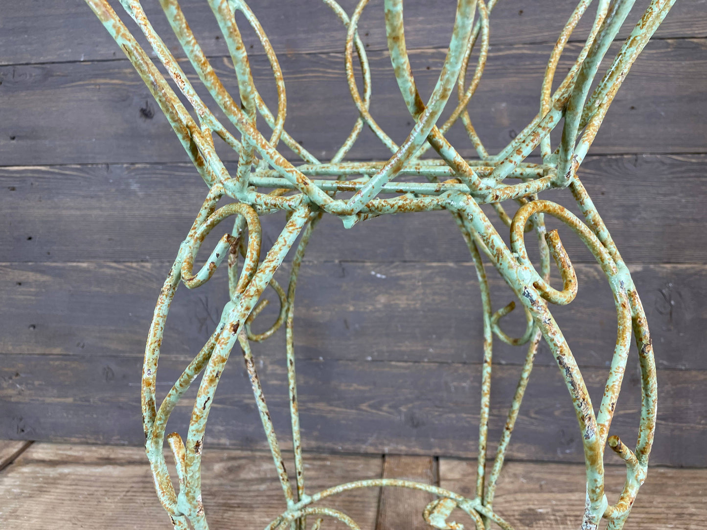 Monroe Farmhouse Metal Planter Basket-WH-10x23H inch-Monroe