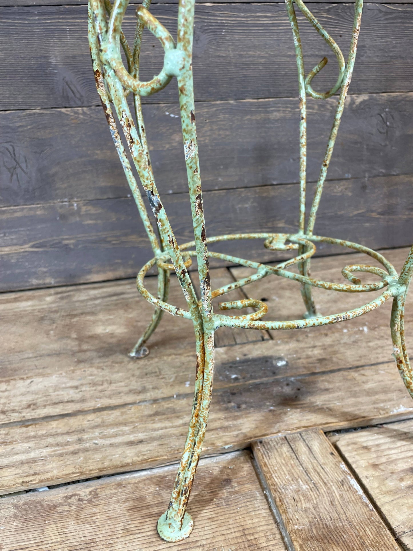 Monroe Farmhouse Metal Planter Basket-WH-10x23H inch-Monroe