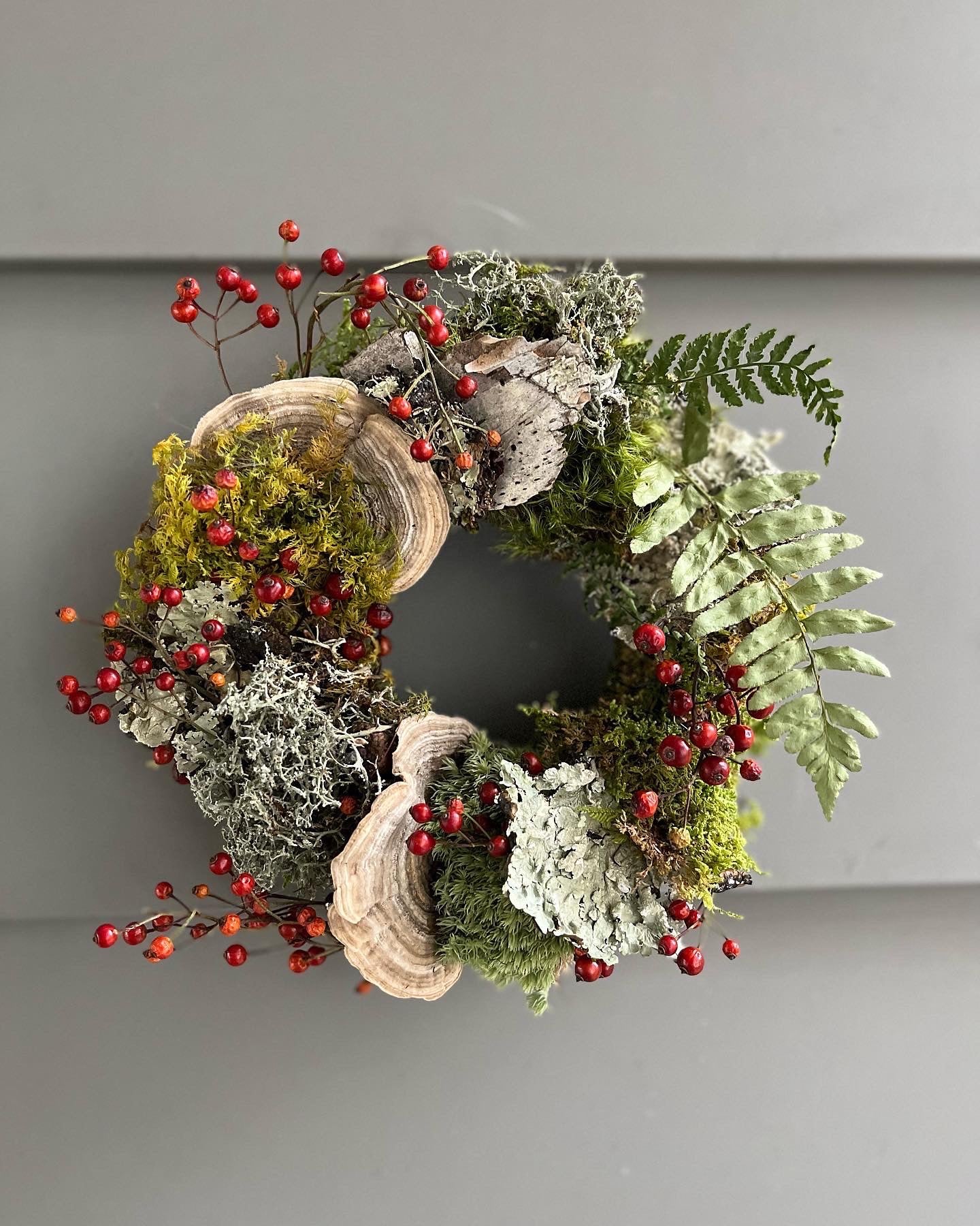 Mini mushroom wreath